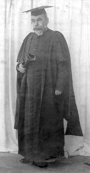 Wallis Hay Laverty in more mature years